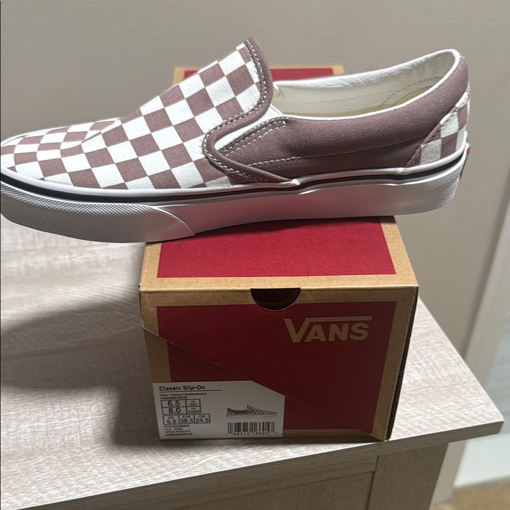 Brand new Vans Checkered Slip-On Sneakers - Dark Beige/Brown & White.